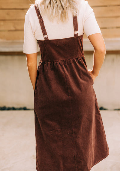 Modest Clothing Outfit Ideas Fashion inspo dresses skirts tops cardigans church outfits fashion outfits style modest girly outfit jewelry bows handbags Handpicked Home decor Grace and Joy Company