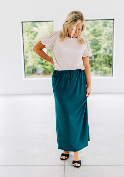 'Laura' Long Knit Skirt in Pine Green