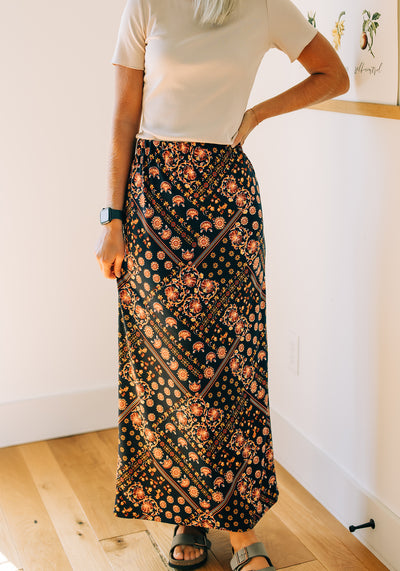 Modest Clothing Outfit Ideas Fashion inspo dresses skirts tops cardigans church outfits fashion outfits style modest girly outfit jewelry bows handbags Handpicked Home decor Grace and Joy Company