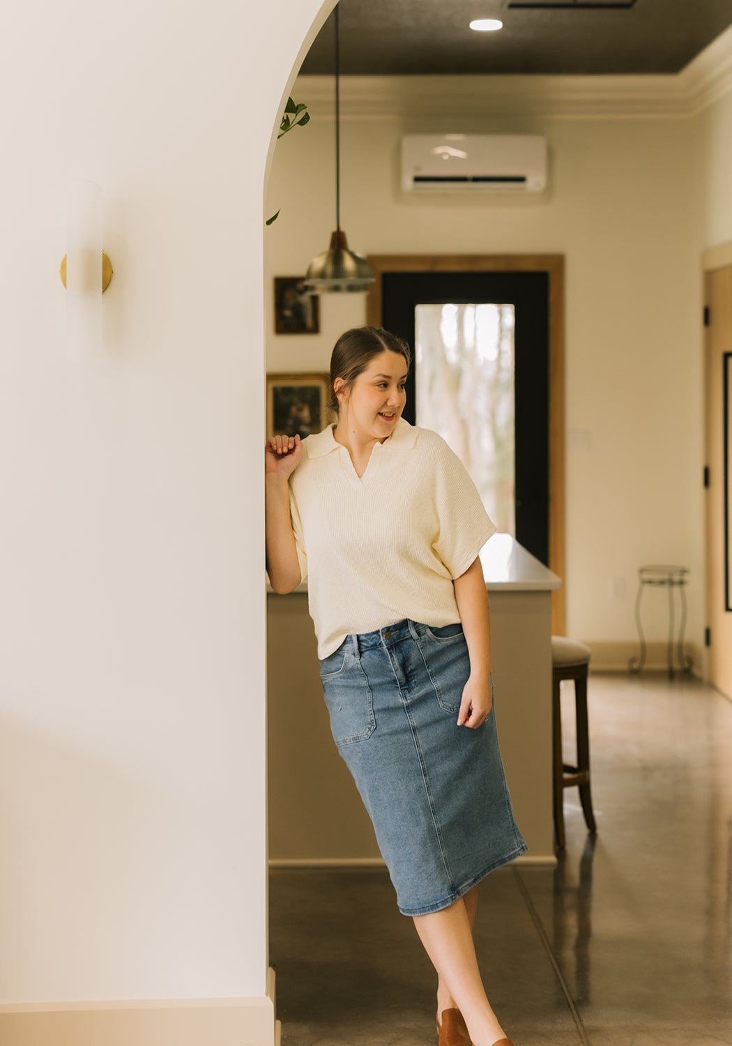 Modest Clothing Outfit Ideas Fashion inspo dresses skirts tops cardigans church outfits fashion outfits style modest girly outfit jewelry bows handbags Handpicked Home decor Grace and Joy Company