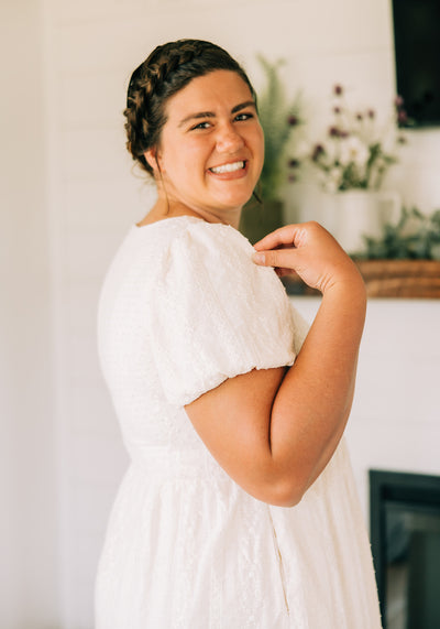 Modest Clothing Outfit Ideas Fashion inspo dresses skirts tops cardigans church outfits fashion outfits style modest girly outfit jewelry bows handbags Handpicked Home decor Grace and Joy Company