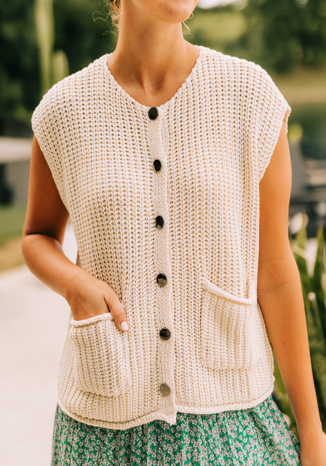 Modest Clothing Outfit Ideas Fashion inspo dresses skirts tops cardigans church outfits fashion outfits style modest girly outfit jewelry bows handbags Handpicked Home decor Grace and Joy Company