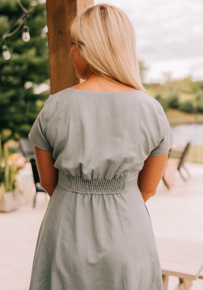 Modest Clothing Outfit Ideas Fashion inspo dresses skirts tops cardigans church outfits fashion outfits style modest girly outfit jewelry bows handbags Handpicked Home decor Grace and Joy Company