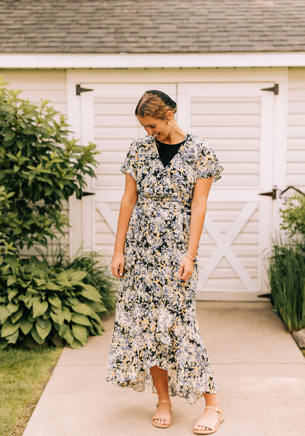Modest Clothing Outfit Ideas Fashion inspo dresses skirts tops cardigans church outfits fashion outfits style modest girly outfit jewelry bows handbags Handpicked Home decor Grace and Joy Company