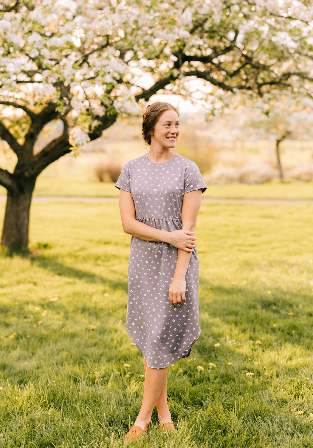Modest Clothing Outfit Ideas Fashion inspo dresses skirts tops cardigans church outfits fashion outfits style modest girly outfit jewelry bows handbags Handpicked Home decor Grace and Joy Company