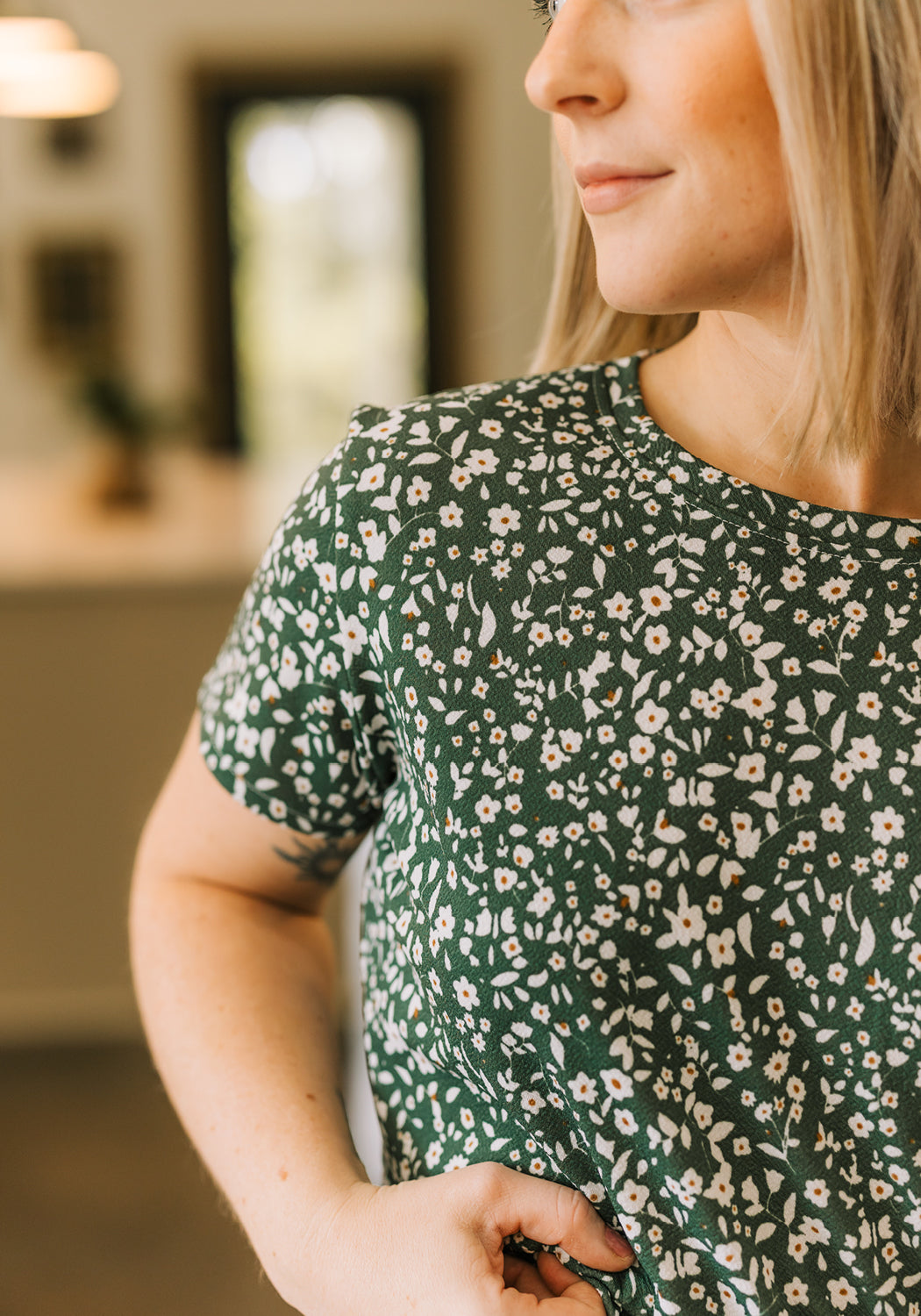 Modest Clothing Outfit Ideas Fashion inspo dresses skirts tops cardigans church outfits fashion outfits style modest girly outfit jewelry bows handbags Handpicked Home decor Grace and Joy Company