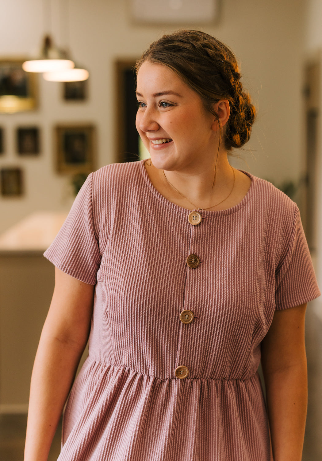 Modest Clothing Outfit Ideas Fashion inspo dresses skirts tops cardigans church outfits fashion outfits style modest girly outfit jewelry bows handbags Handpicked Home decor Grace and Joy Company