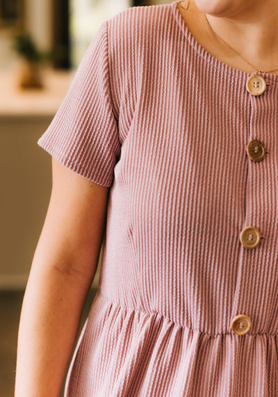 Modest Clothing Outfit Ideas Fashion inspo dresses skirts tops cardigans church outfits fashion outfits style modest girly outfit jewelry bows handbags Handpicked Home decor Grace and Joy Company