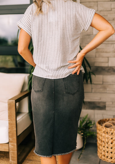 Modest Clothing Outfit Ideas Fashion inspo dresses skirts tops cardigans church outfits fashion outfits style modest girly outfit jewelry bows handbags Handpicked Home decor Grace and Joy Company