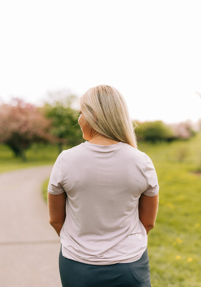 Modest Clothing Outfit Ideas Fashion inspo dresses skirts tops cardigans church outfits fashion outfits style modest girly outfit jewelry bows handbags Handpicked Home decor Grace and Joy Company