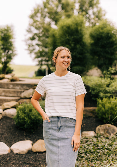 Modest Clothing Outfit Ideas Fashion inspo dresses skirts tops cardigans church outfits fashion outfits style modest girly outfit jewelry bows handbags Handpicked Home decor Grace and Joy Company