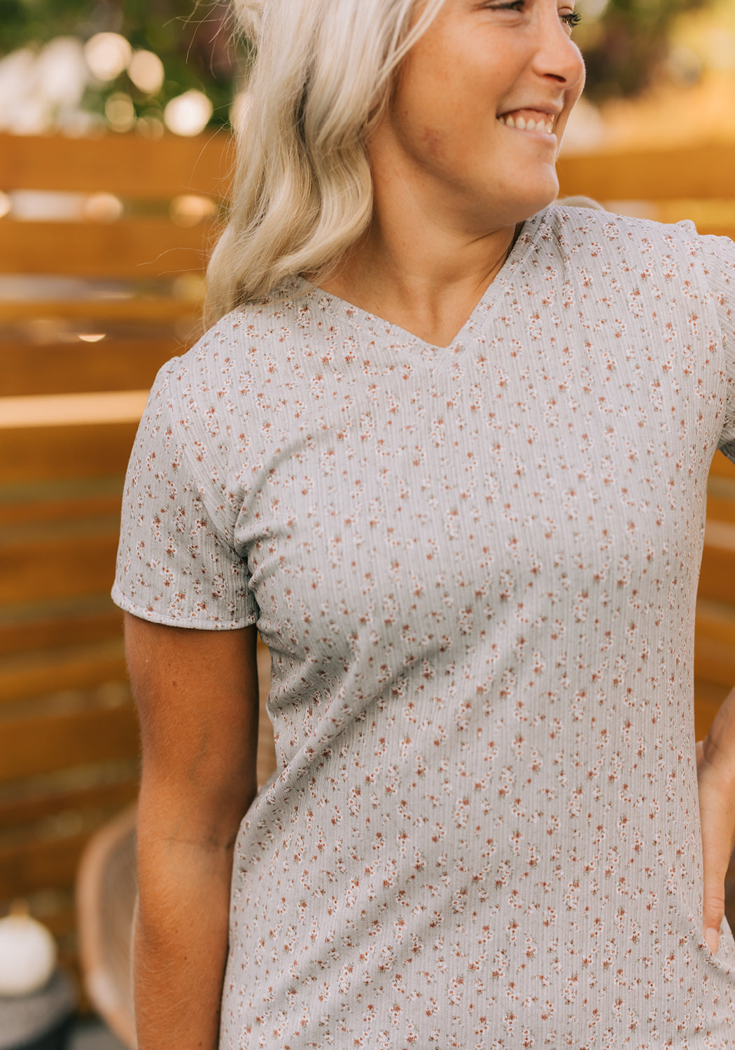 Modest Clothing Outfit Ideas Fashion inspo dresses skirts tops cardigans church outfits fashion outfits style modest girly outfit jewelry bows handbags Handpicked Home decor Grace and Joy Company