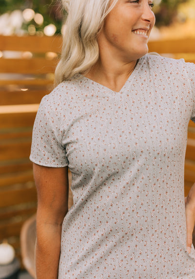 Modest Clothing Outfit Ideas Fashion inspo dresses skirts tops cardigans church outfits fashion outfits style modest girly outfit jewelry bows handbags Handpicked Home decor Grace and Joy Company