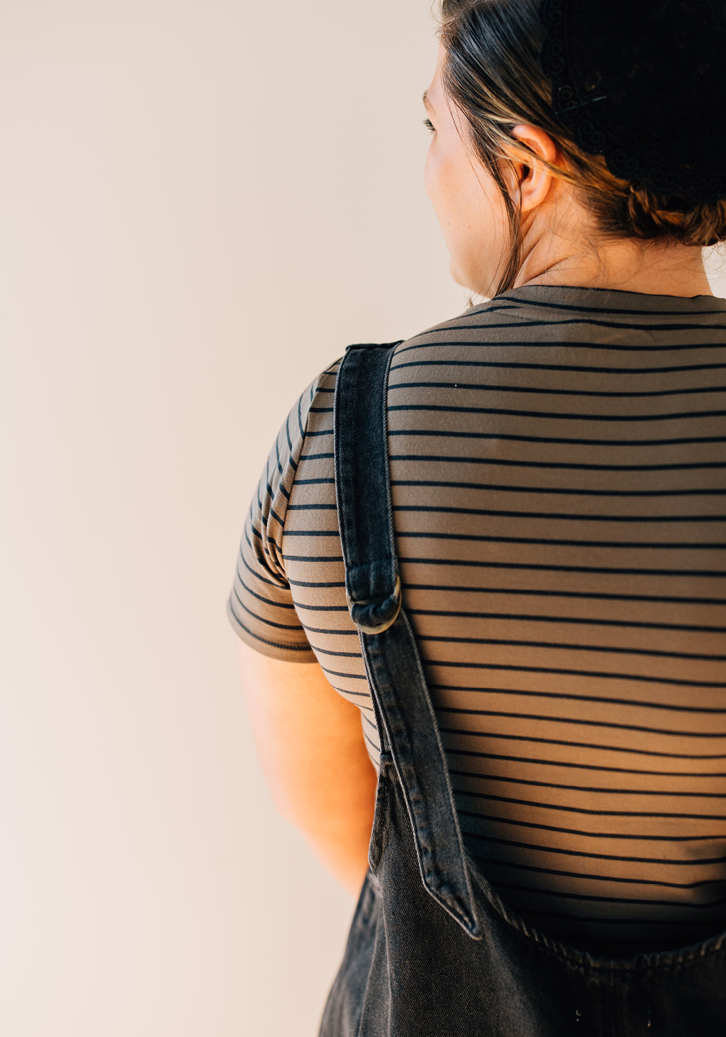 Modest Clothing Outfit Ideas Fashion inspo dresses skirts tops cardigans church outfits fashion outfits style modest girly outfit jewelry bows handbags Handpicked Home decor Grace and Joy Company