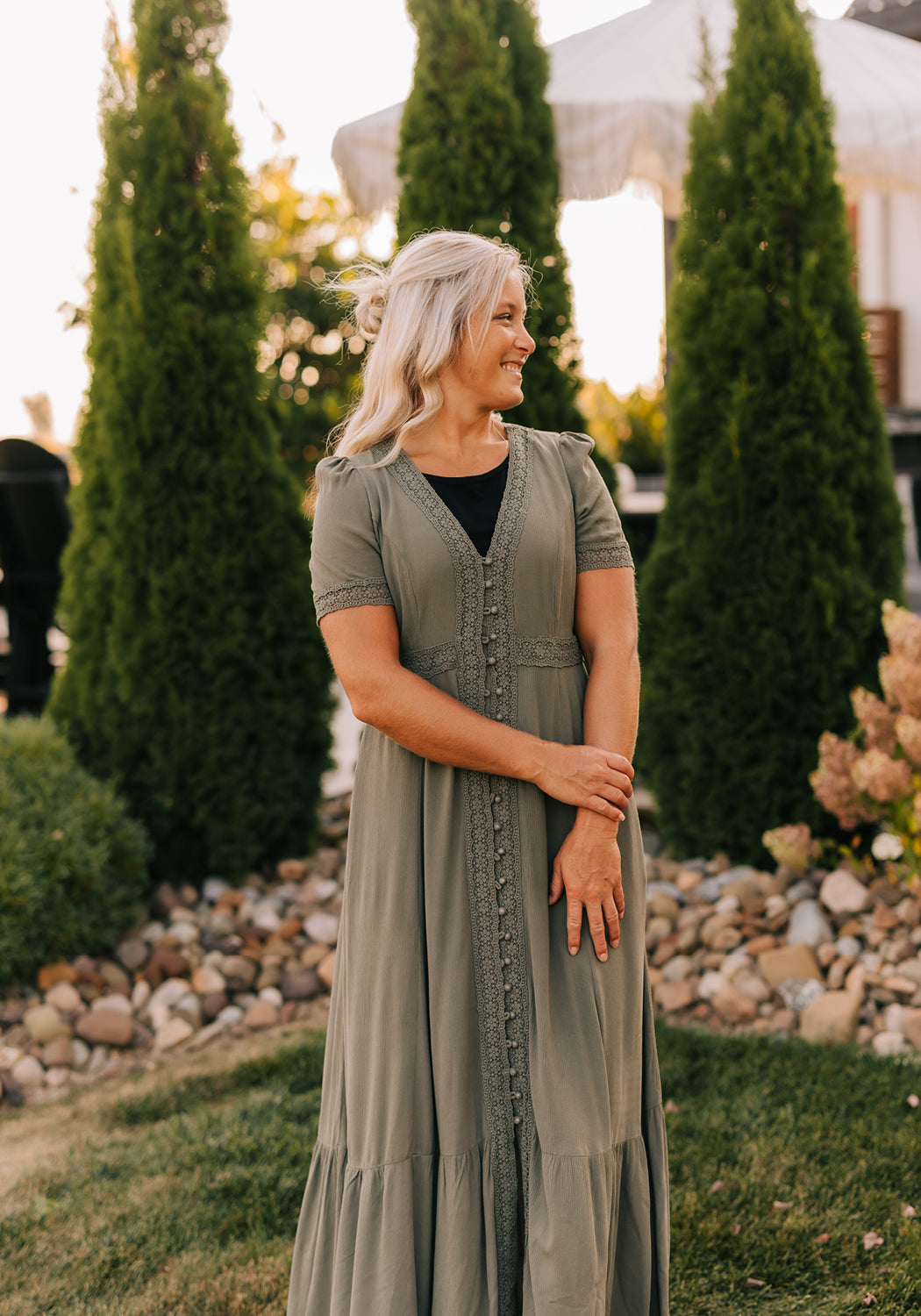Modest Clothing Outfit Ideas Fashion inspo dresses skirts tops cardigans church outfits fashion outfits style modest girly outfit jewelry bows handbags Handpicked Home decor Grace and Joy Company