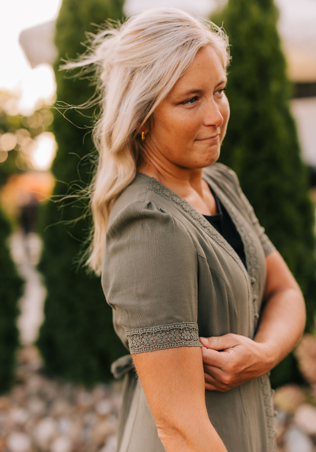 Modest Clothing Outfit Ideas Fashion inspo dresses skirts tops cardigans church outfits fashion outfits style modest girly outfit jewelry bows handbags Handpicked Home decor Grace and Joy Company
