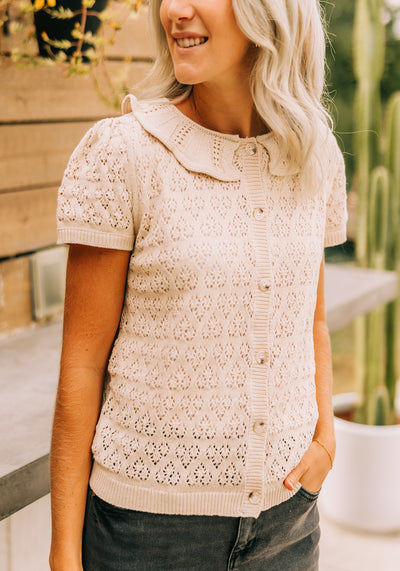 Modest Clothing Outfit Ideas Fashion inspo dresses skirts tops cardigans church outfits fashion outfits style modest girly outfit jewelry bows handbags Handpicked Home decor Grace and Joy Company