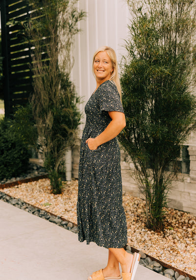 Modest Clothing Outfit Ideas Fashion inspo dresses skirts tops cardigans church outfits fashion outfits style modest girly outfit jewelry bows handbags Handpicked Home decor Grace and Joy Company
