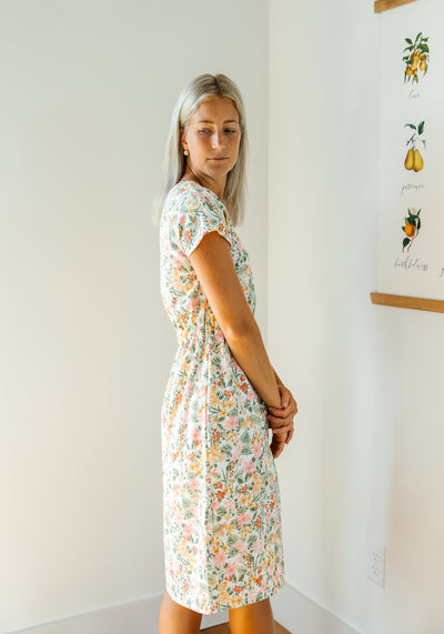 Modest Clothing Outfit Ideas Fashion inspo dresses skirts tops cardigans church outfits fashion outfits style modest girly outfit jewelry bows handbags Handpicked Home decor Grace and Joy Company