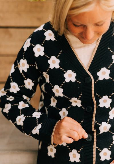 Modest Clothing Outfit Ideas Fashion inspo dresses skirts tops cardigans church outfits fashion outfits style modest girly outfit jewelry bows handbags Handpicked Home decor Grace and Joy Company