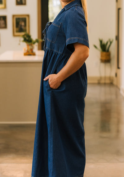 Modest Clothing Outfit Ideas Fashion inspo dresses skirts tops cardigans church outfits fashion outfits style modest girly outfit jewelry bows handbags Handpicked Home decor Grace and Joy Company