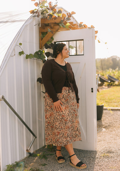 Modest Clothing Outfit Ideas Fashion inspo dresses skirts tops cardigans church outfits fashion outfits style modest girly outfit jewelry bows handbags Handpicked Home decor Grace and Joy Company