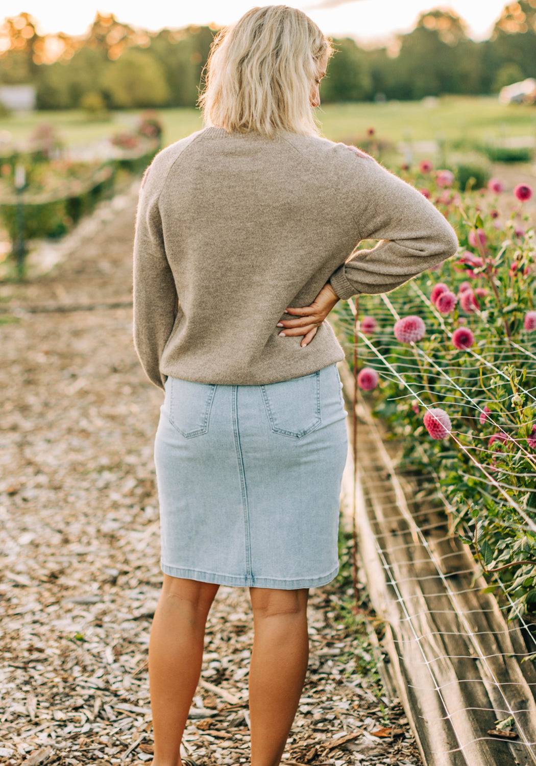 'Sara' Classic Knee Length Denim Skirt in Vintage Wash