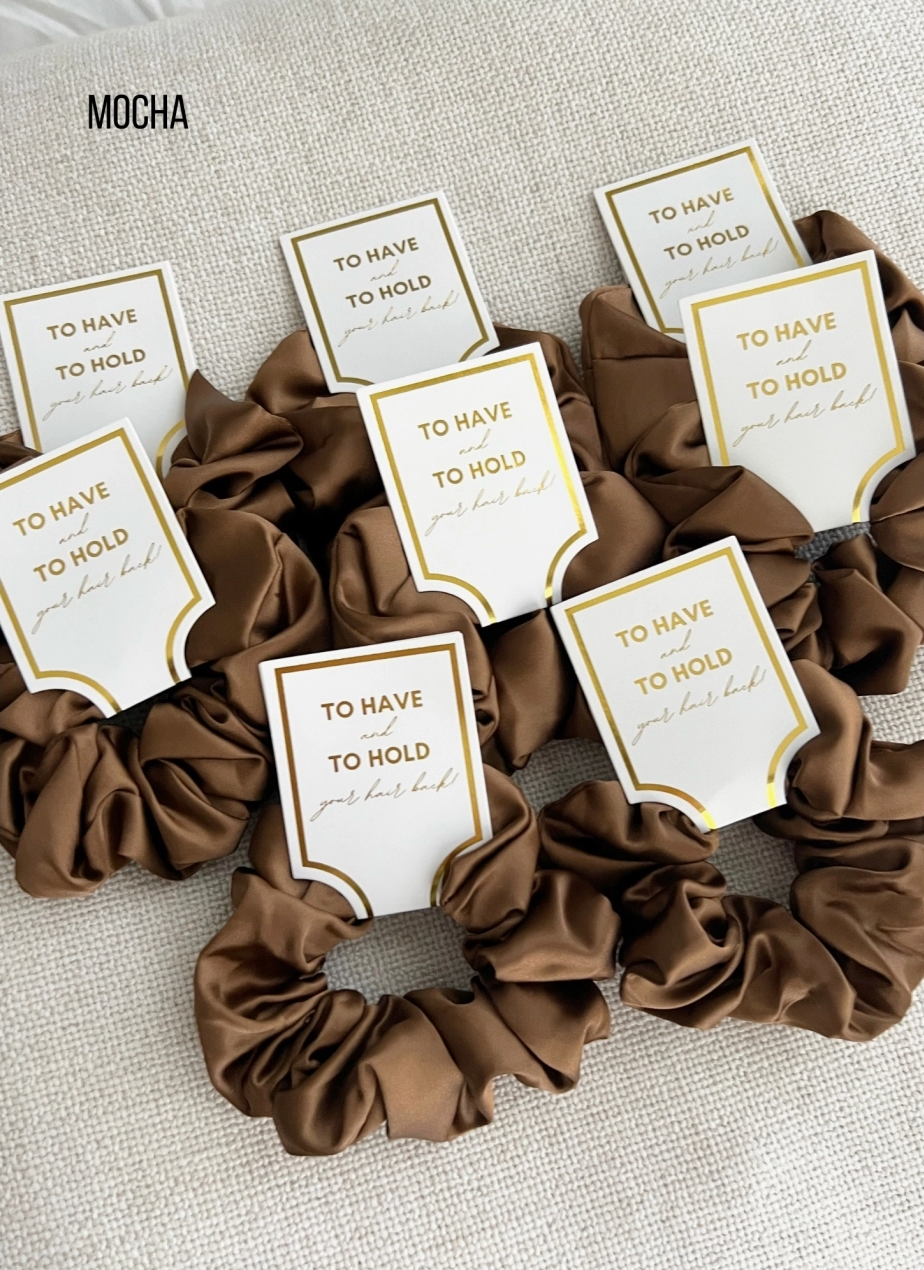 Modest Clothing Outfit Ideas Fashion inspo dresses skirts tops cardigans church outfits fashion outfits style modest girly outfit jewelry bows handbags Handpicked Home decor Grace and Joy Company
