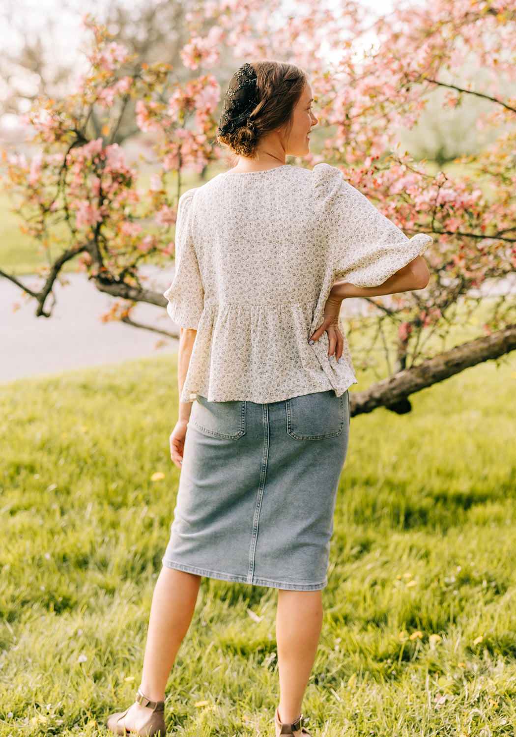 Modest Clothing Outfit Ideas Fashion inspo dresses skirts tops cardigans church outfits fashion outfits style modest girly outfit jewelry bows handbags Handpicked Home decor Grace and Joy Company