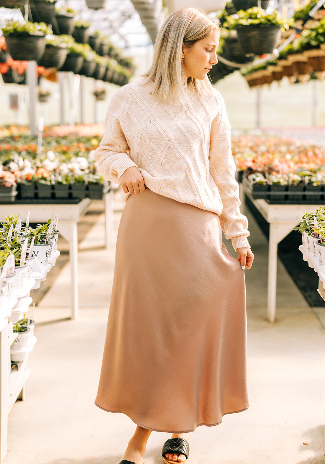 Modest Clothing Outfit Ideas Fashion inspo dresses skirts tops cardigans church outfits fashion outfits style modest girly outfit jewelry bows handbags Handpicked Home decor Grace and Joy Company