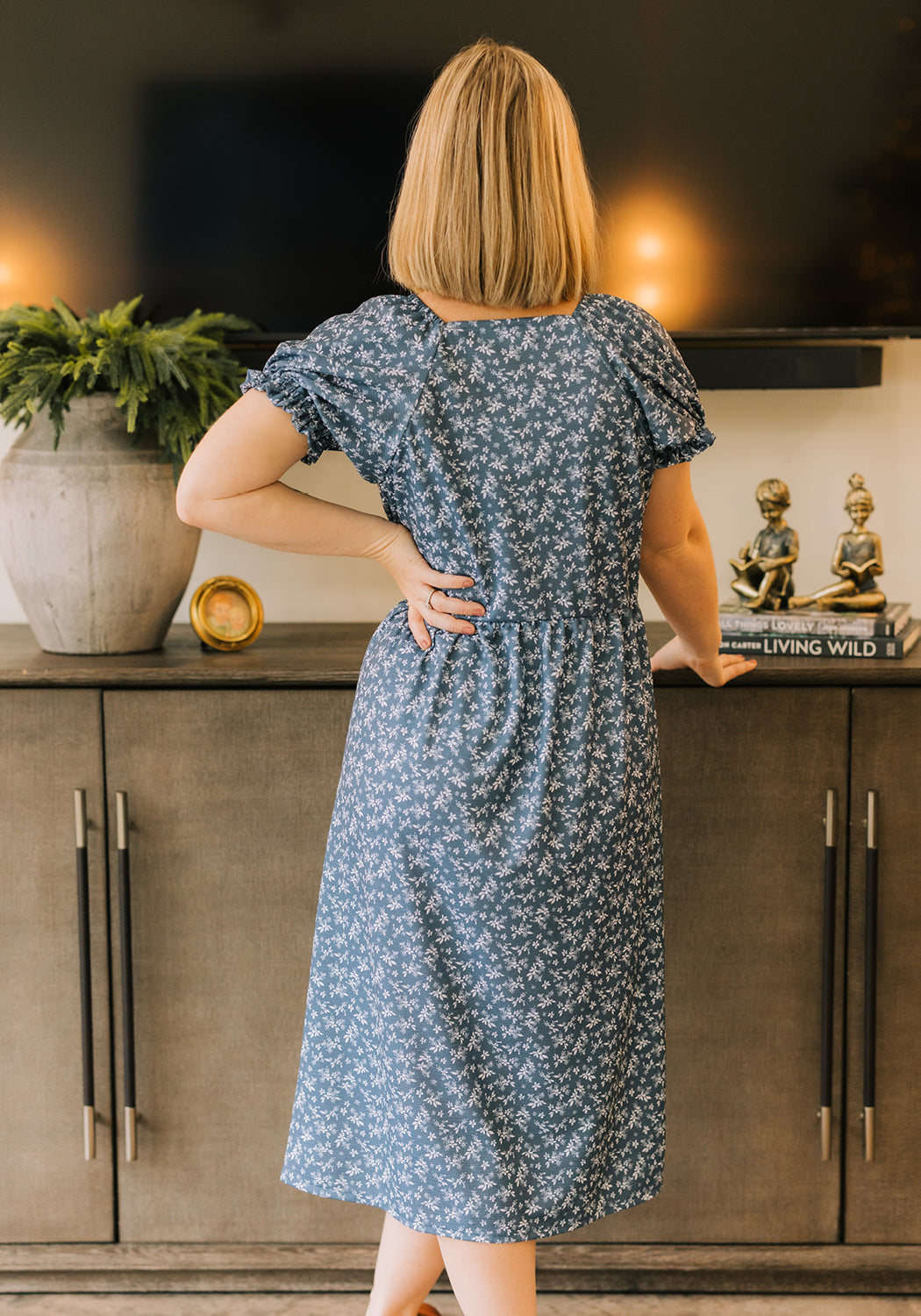 Modest Clothing Outfit Ideas Fashion inspo dresses skirts tops cardigans church outfits fashion outfits style modest girly outfit jewelry bows handbags Handpicked Home decor Grace and Joy Company