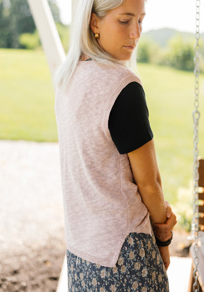 Modest Clothing Outfit Ideas Fashion inspo dresses skirts tops cardigans church outfits fashion outfits style modest girly outfit jewelry bows handbags Handpicked Home decor Grace and Joy Company