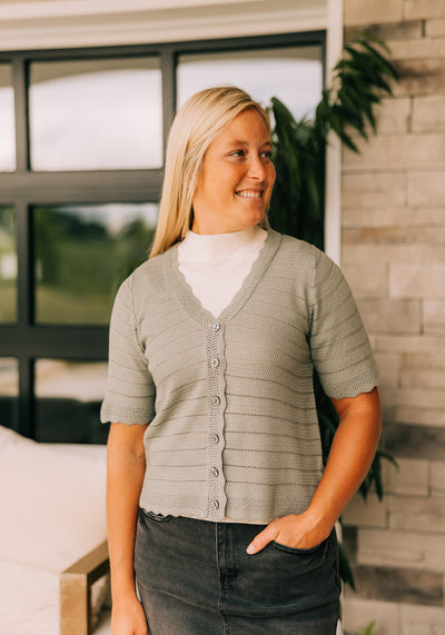 Modest Clothing Outfit Ideas Fashion inspo dresses skirts tops cardigans church outfits fashion outfits style modest girly outfit jewelry bows handbags Handpicked Home decor Grace and Joy Company