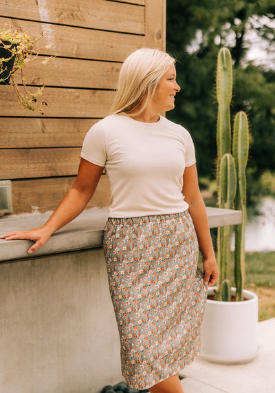 Modest Clothing Outfit Ideas Fashion inspo dresses skirts tops cardigans church outfits fashion outfits style modest girly outfit jewelry bows handbags Handpicked Home decor Grace and Joy Company